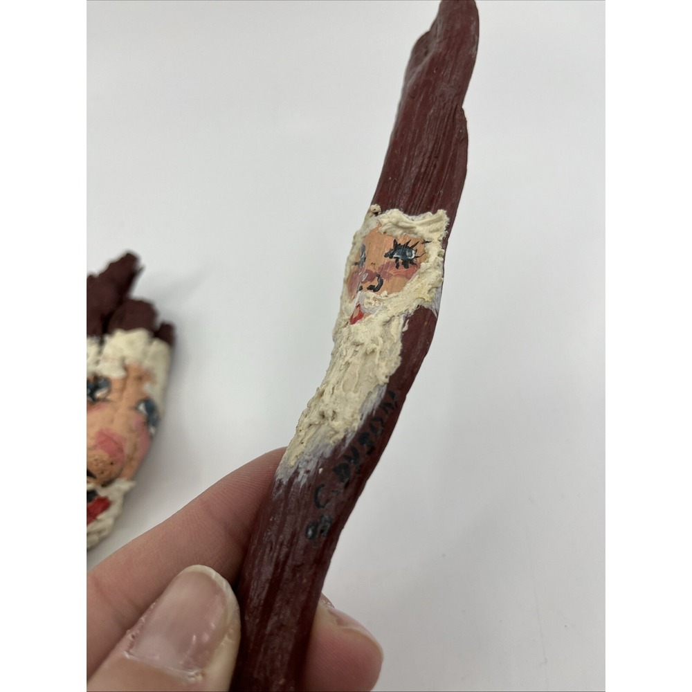 3 Hand Painted Santa Claus on bark Artist Signed C. Dyson 1990s Red Folk Art - Picture 7 of 15
